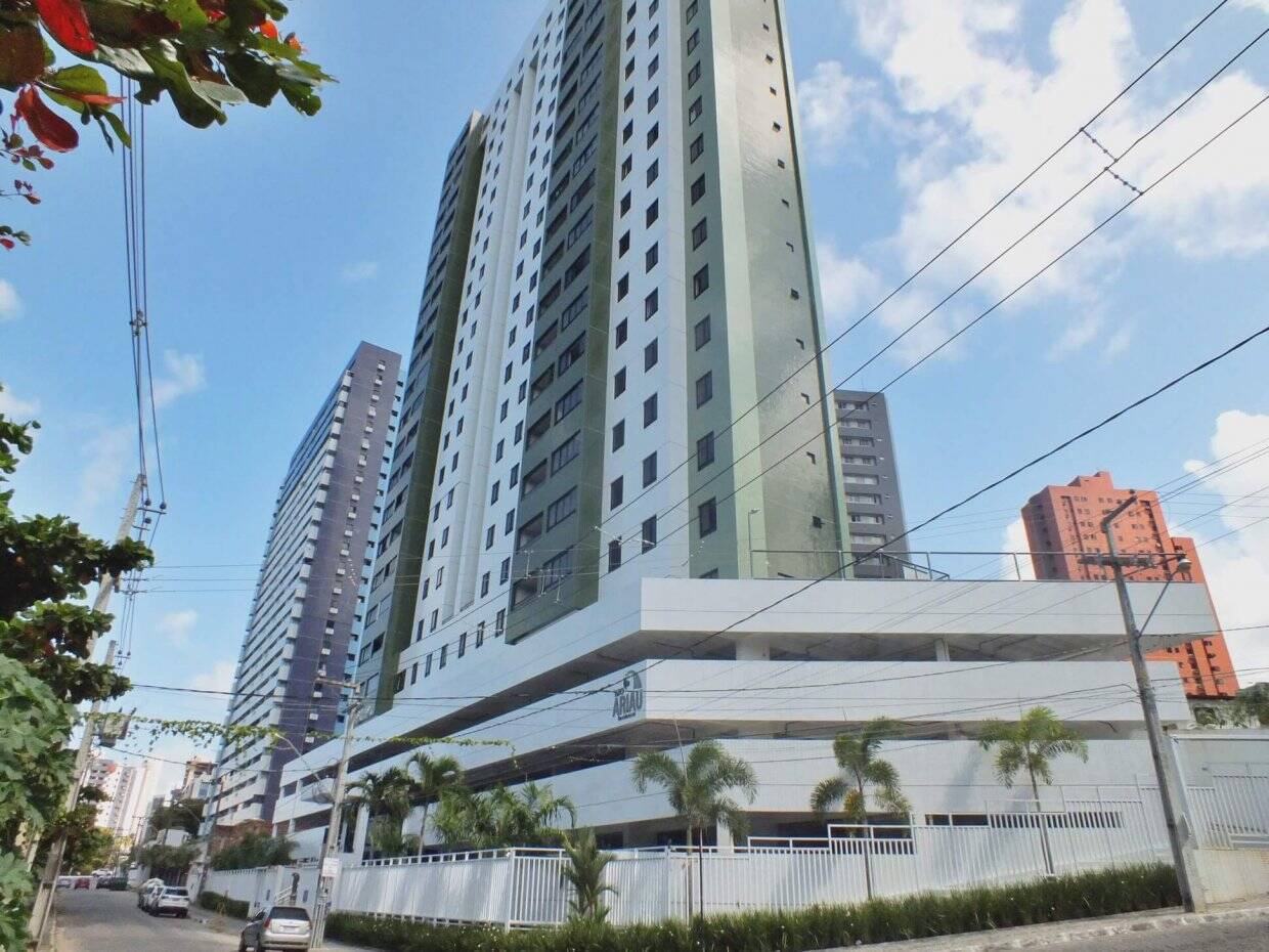 APARTAMENTOS COM 03 QUARTOS E VISTA DEFINITIVA PARA O MAR NO BAIRRO MIRAMAR