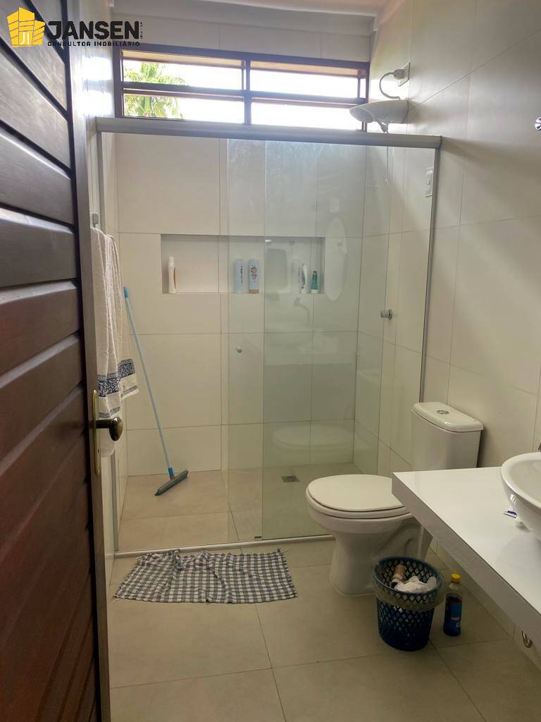 Casa, 3 quartos, 230 m² - Foto 22