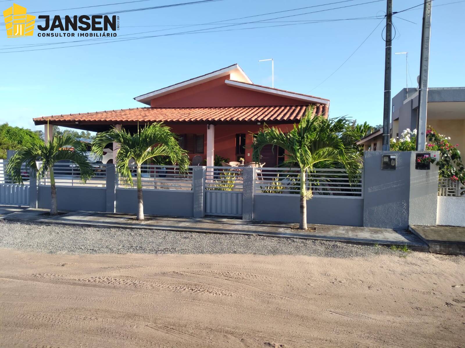 Casa à venda com 3 quartos, 600m² - Foto 3