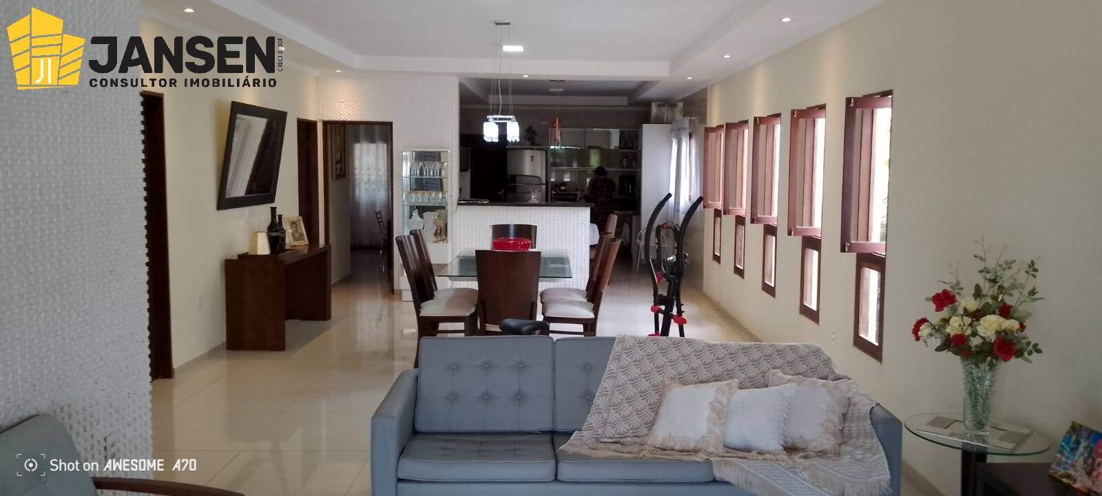 Casa à venda com 3 quartos, 600m² - Foto 4